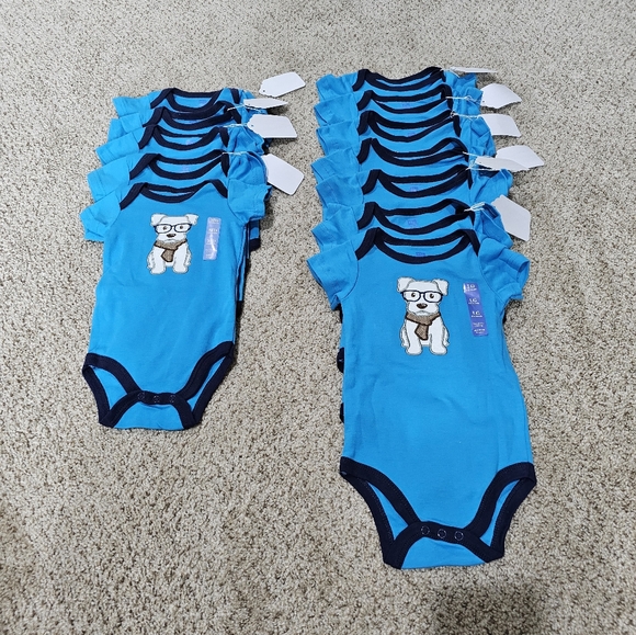 Lot of 12  new embroidered onesies - Picture 1 of 6
